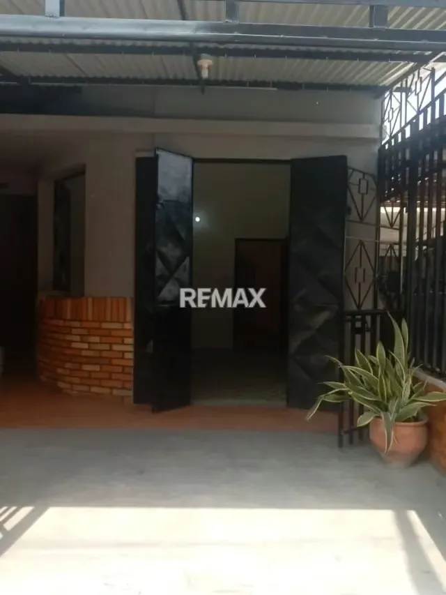 Local Comercial en Alquiler calle 43 entre carrera 18y 19, Zona Oeste-Barquisimeto - 11