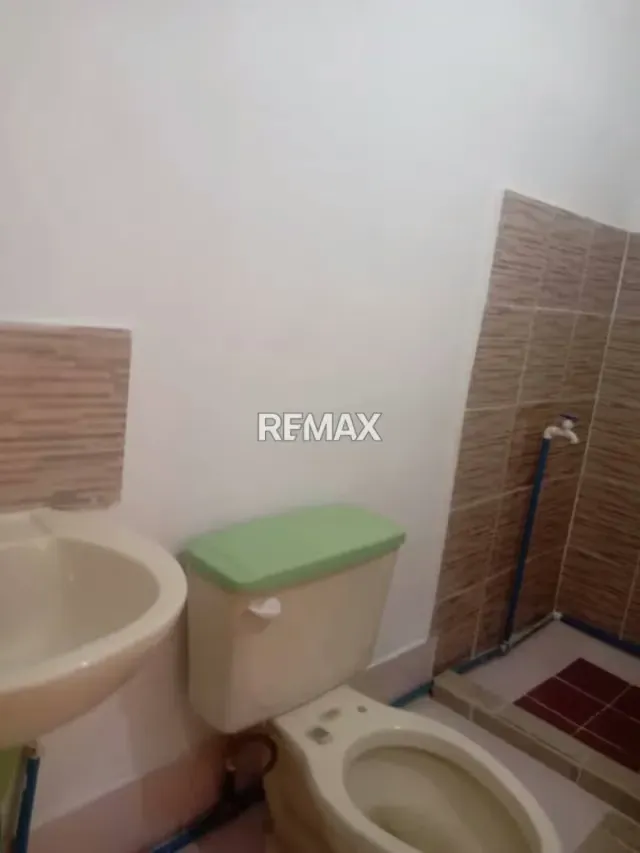 Local Comercial en Alquiler calle 43 entre carrera 18y 19, Zona Oeste-Barquisimeto - 4