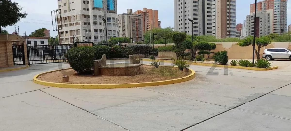 Se Vende Apto. Playa Virginia. Av. El Milagro. Maracaibo. - 3