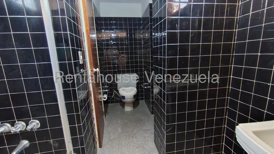 Apartamento (1 Nivel) en Venta en El Paraiso, Distrito Metropolitano - 23