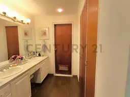View 10