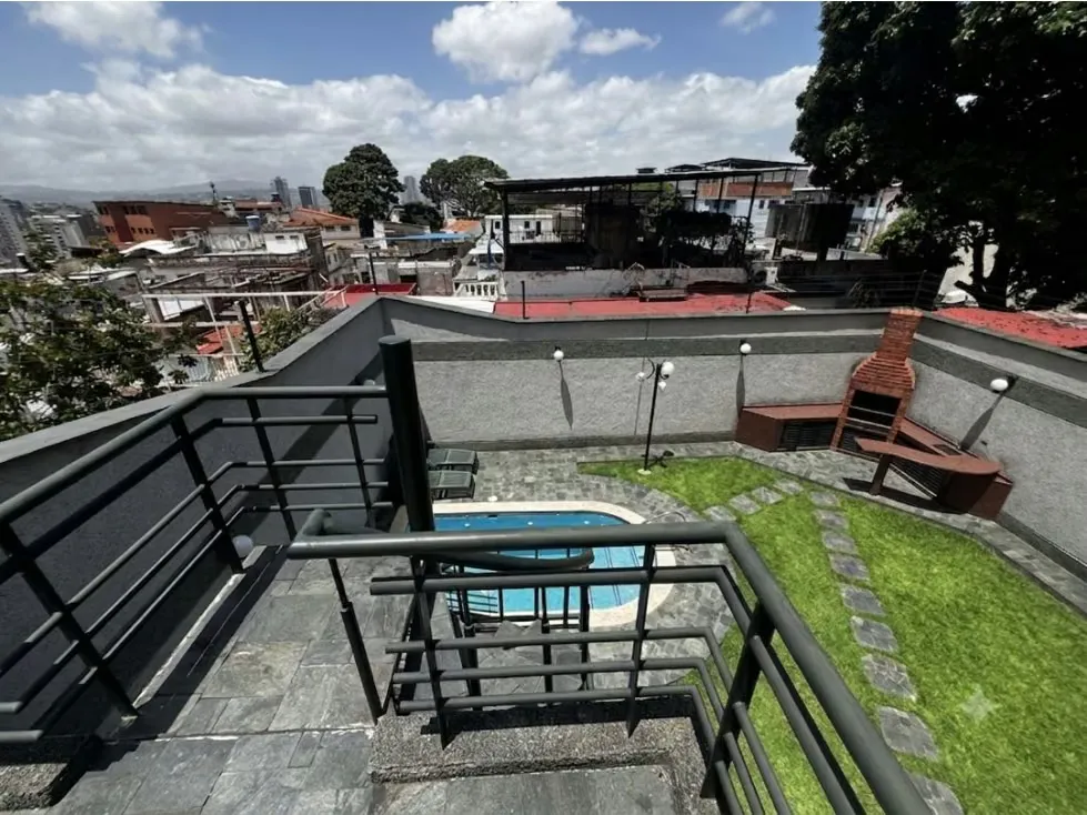 Vendo casa 550m2 San Bernardino 4130 - 4