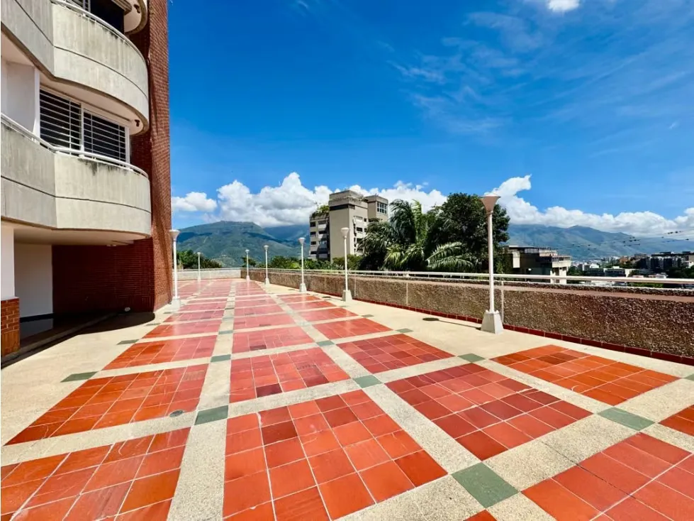 Se vende PH 576m2 Colinas de Bello Monte - 16