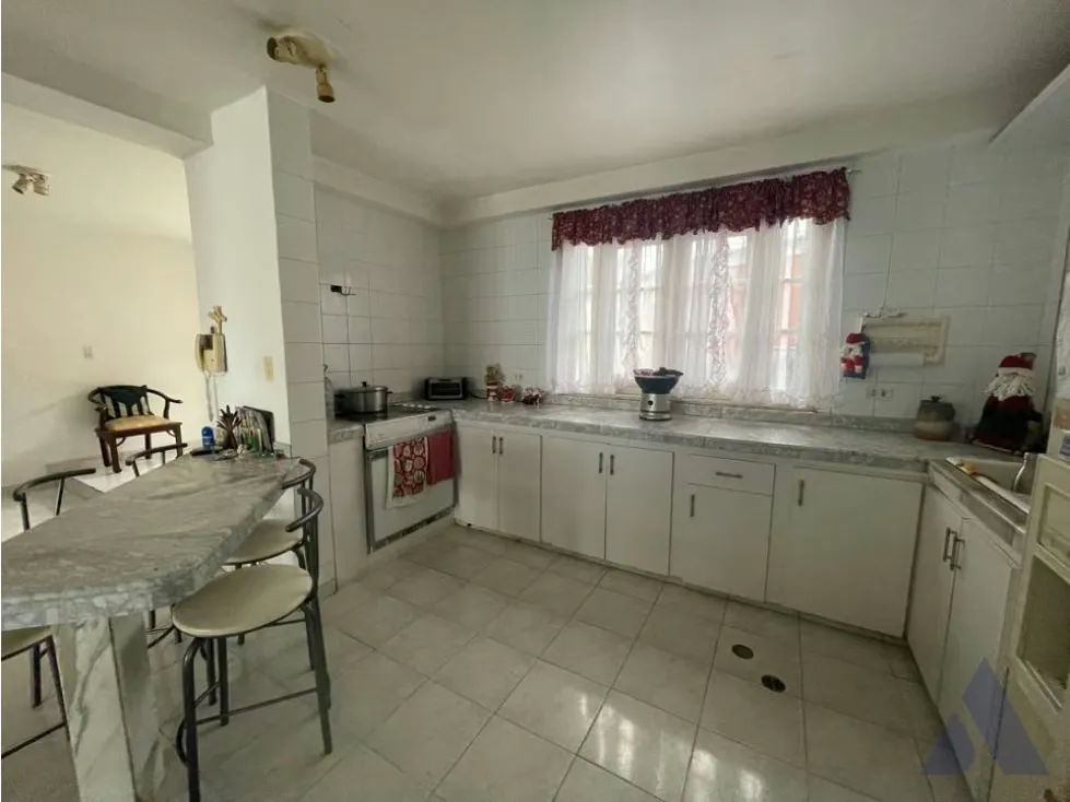 Vendo casa de 4 niveles 450m2 La Union 7004 - 8