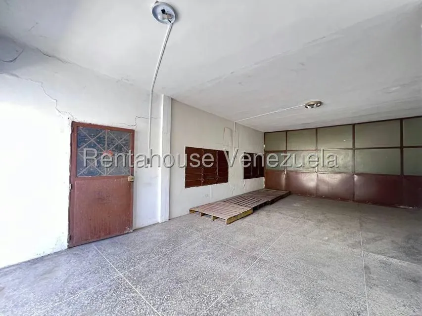 Local Comercial en Alquiler en Centro, Aragua - 4