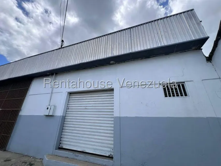 Local Comercial en Alquiler en Centro, Aragua - 9