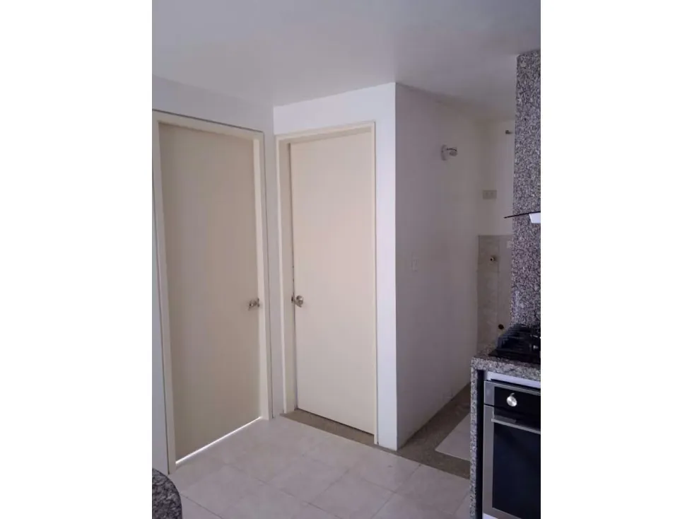 Conjunto Res. Los Jabillos - Guatire - 18
