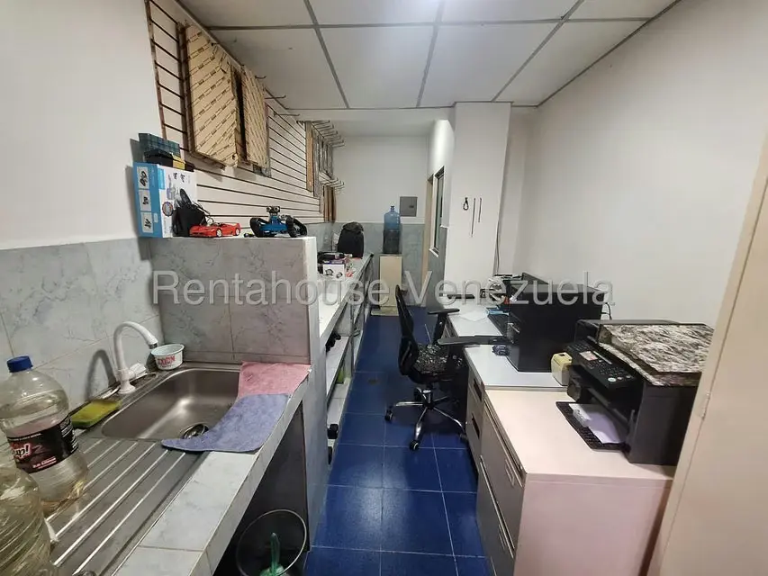 Negocios y Empresas (Automotores) en Venta en El Paraiso, Distrito Metropolitano - 13
