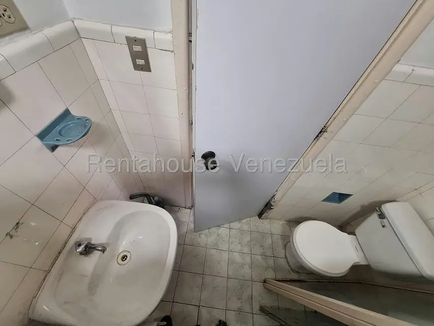 Negocios y Empresas (Automotores) en Venta en El Paraiso, Distrito Metropolitano - 19