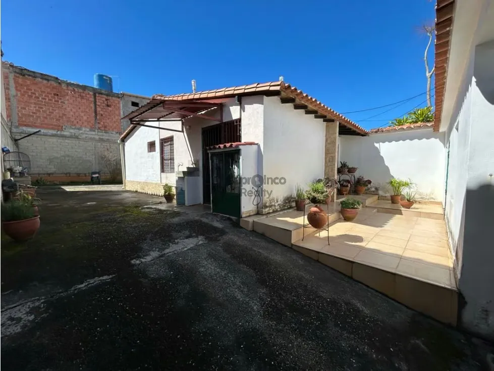 CASA EN VENTA BEJUMA URB CAMPO CLARO - 9