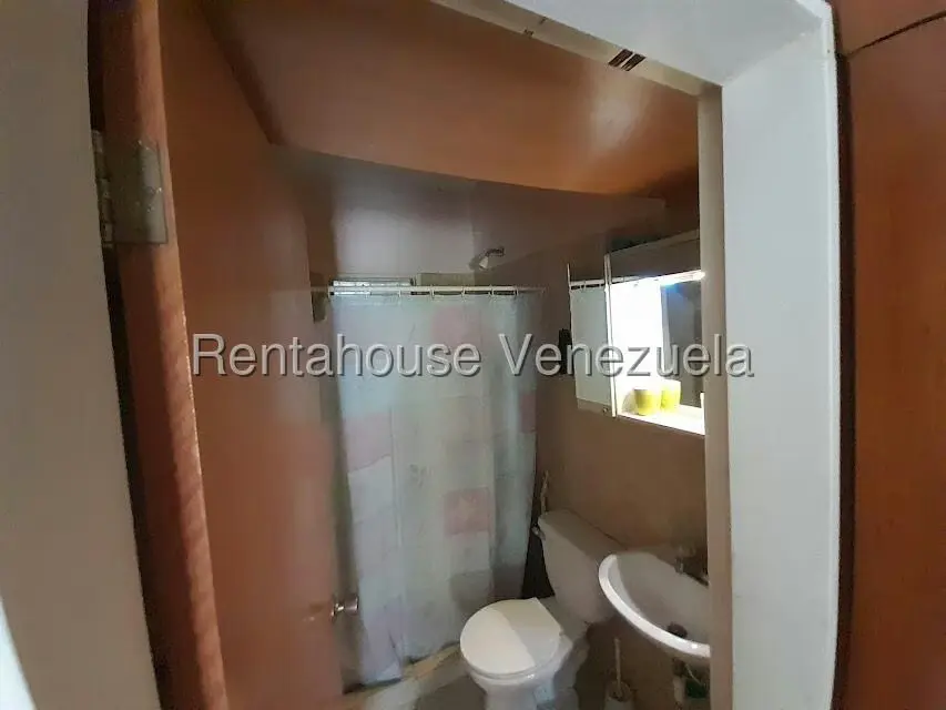 Casa (Duplex) en Venta en Colinas de Betania, Miranda - 25