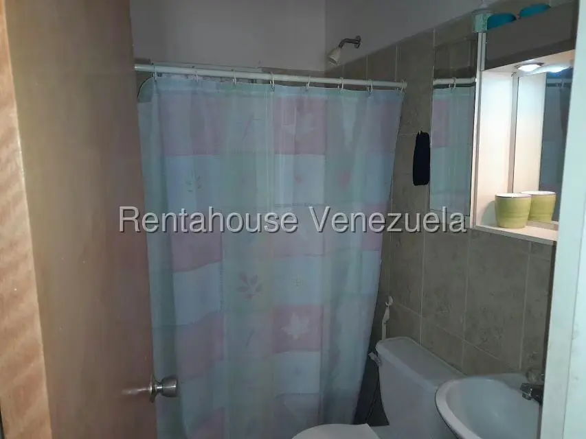 Casa (Duplex) en Venta en Colinas de Betania, Miranda - 26