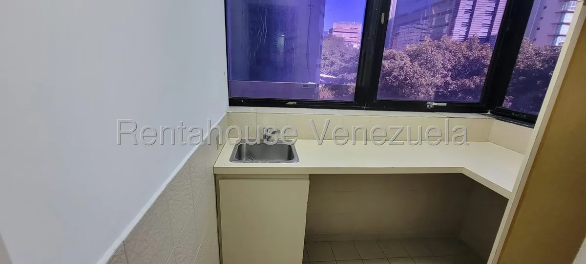 Oficina en Alquiler en El Rosal, Distrito Metropolitano - 5
