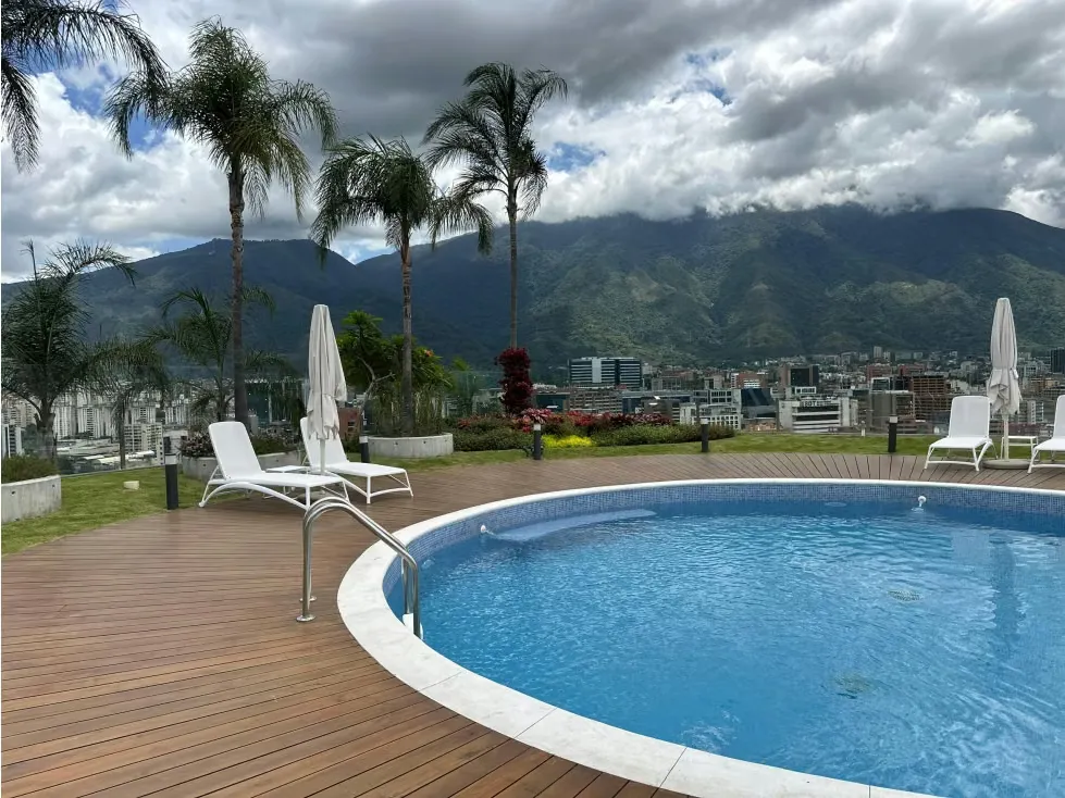 Se alquila Apto 109m² 2h/2b/2e Las Mercedes