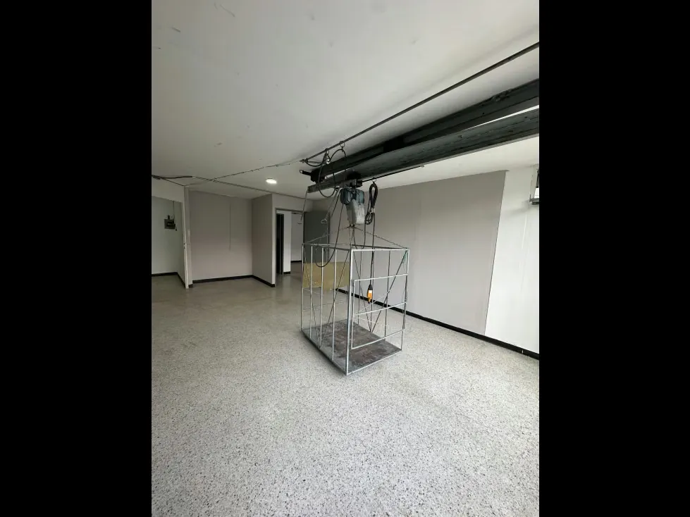 Local de 300m2 en alquiler en el Llanito - 9