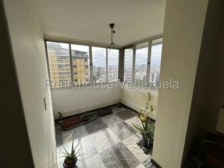 Apartamento (1 Nivel) en Venta en La Florida, Distrito Metropolitano - 15