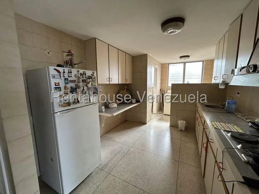 Apartamento (1 Nivel) en Venta en La Florida, Distrito Metropolitano - 17