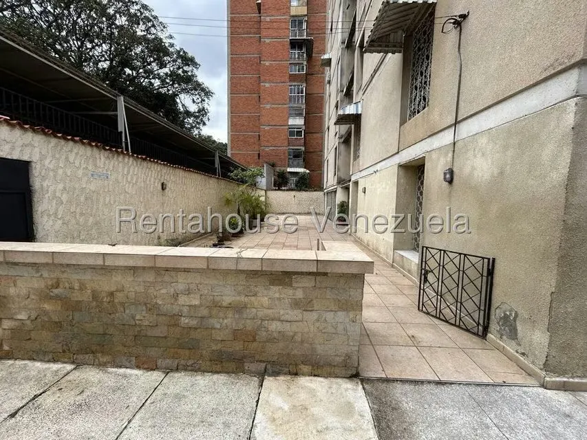 Apartamento (1 Nivel) en Venta en La Florida, Distrito Metropolitano - 36