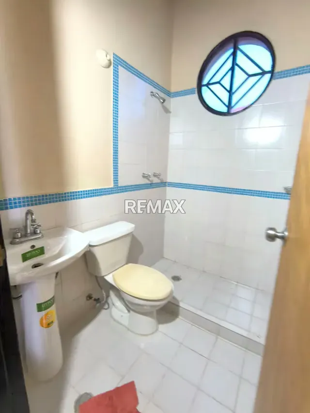 CASA EN VENTA | Urbanización Altos de la Galera!! - 6