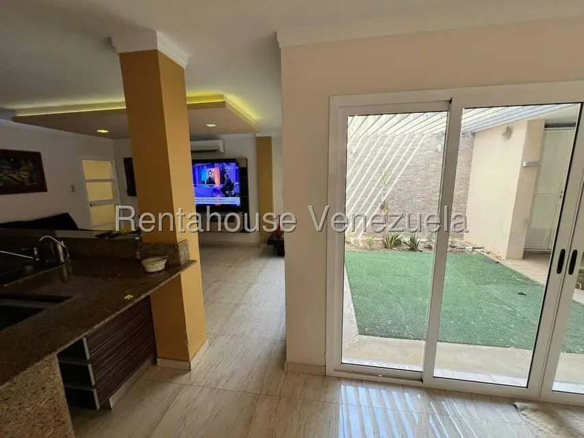 Casa (Multipes Niveles) en Venta en Sector La Floresta, Falcon - 4