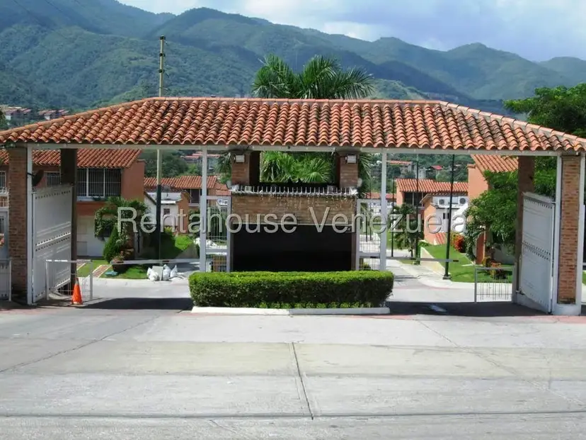 Townhouse (Duplex) en Venta en Terraza I Buenaventura, Miranda