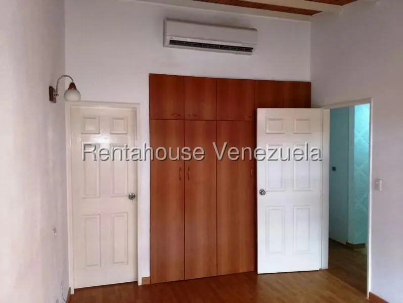 Townhouse (Duplex) en Venta en Terraza I Buenaventura, Miranda - 18