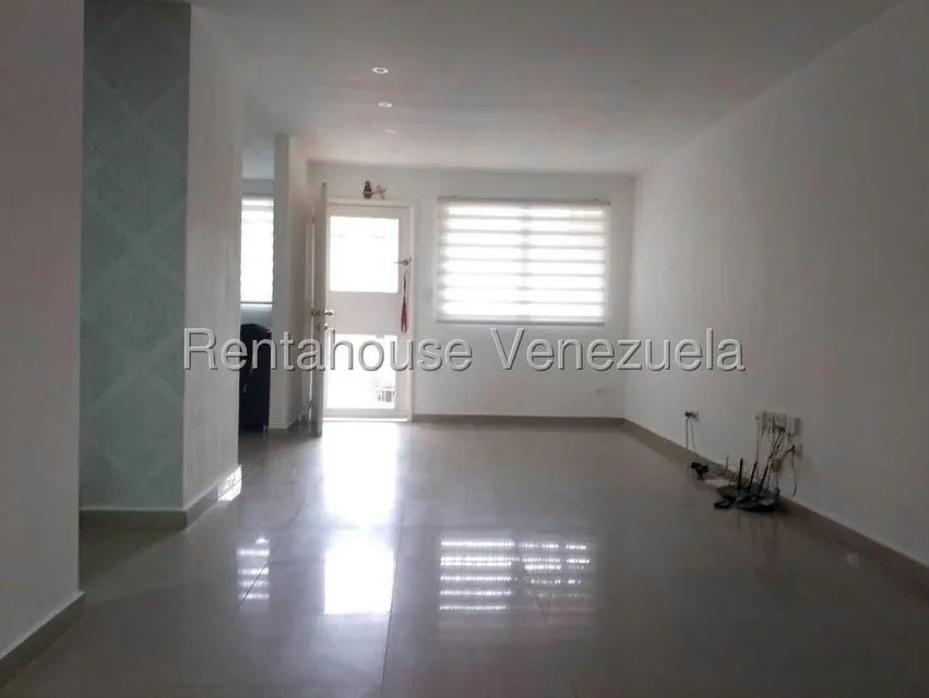 Townhouse (Duplex) en Venta en Terraza I Buenaventura, Miranda - 5
