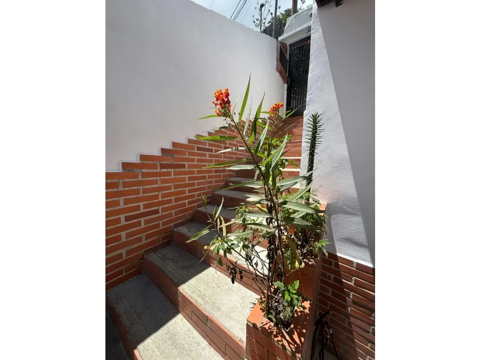 Casa en Venta En el Junquito Urb Araguaney - 2