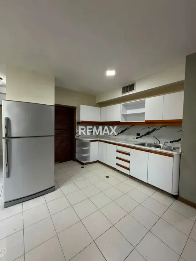 Apartamento en Venta Edif. Mi Reyna Sector Bellas Artes - 7