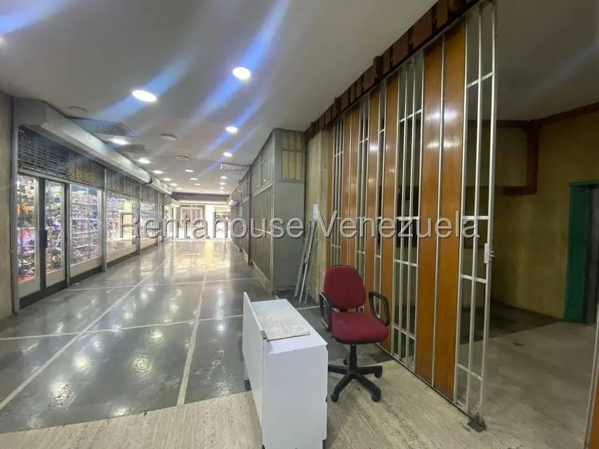 Local Comercial en Venta en Parroquia Catedral, Distrito Metropolitano - 19