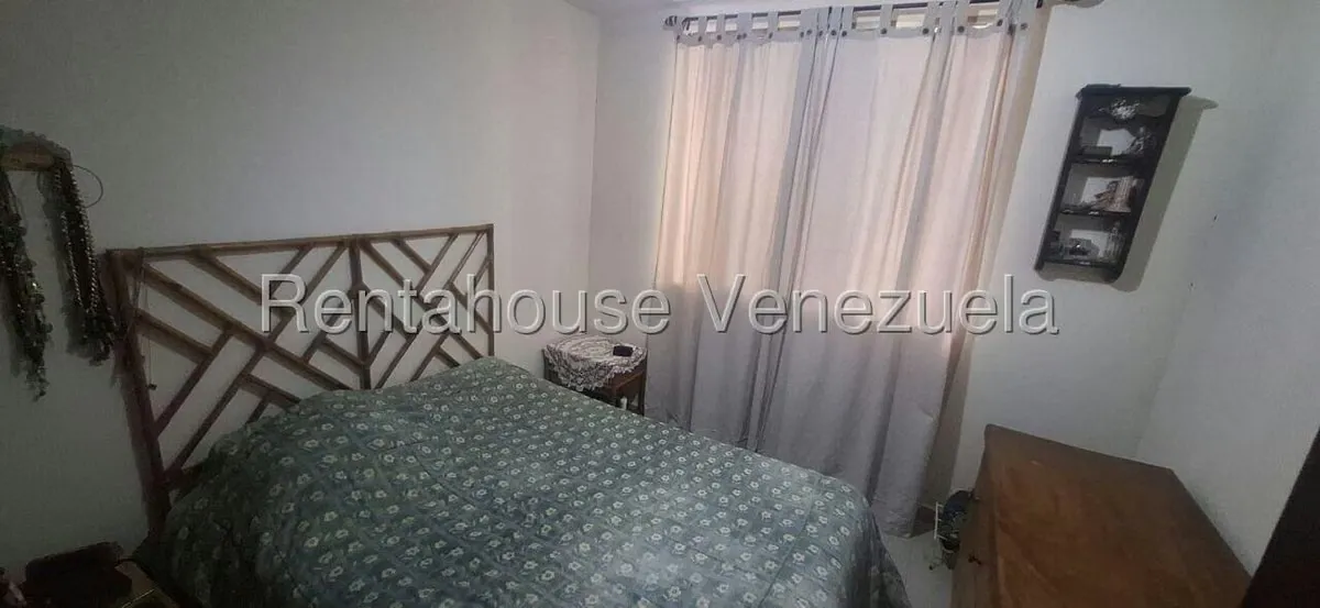 Apartamento (1 Nivel) en Venta en La Rosaleda, Miranda - 13