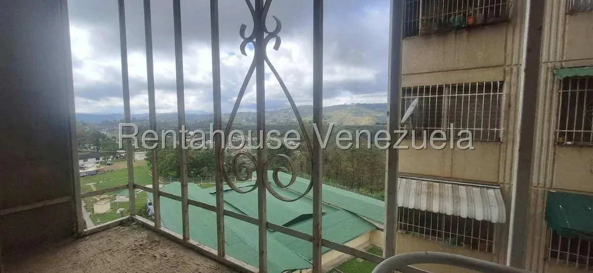 Apartamento (1 Nivel) en Venta en La Rosaleda, Miranda - 8