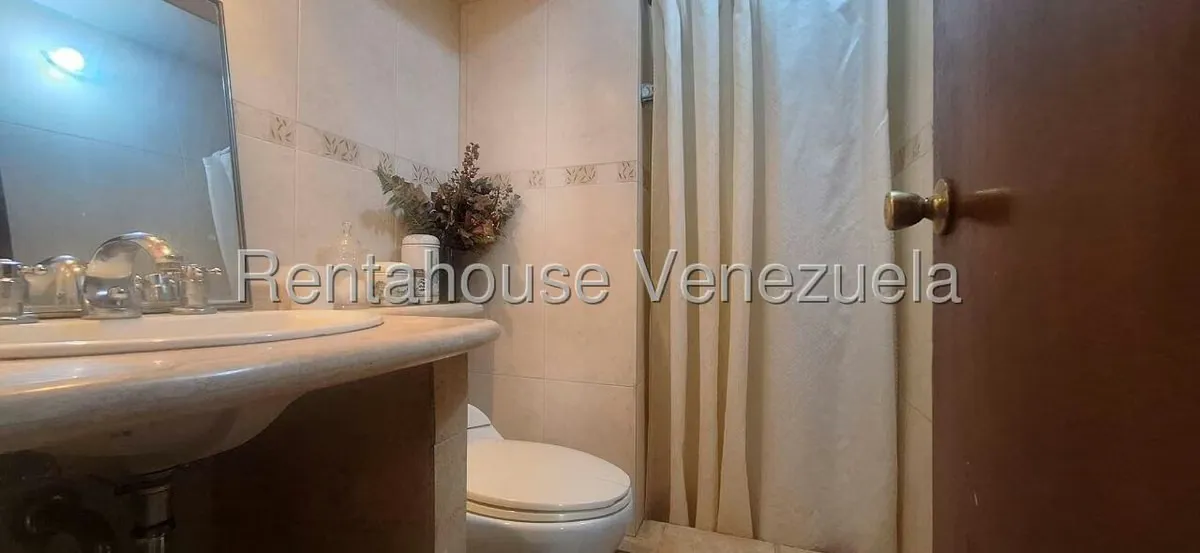 Apartamento (1 Nivel) en Venta en La Rosaleda, Miranda - 9