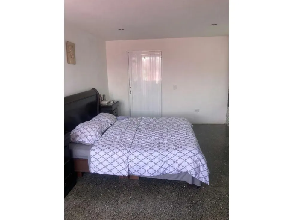 Casa en venta - Av Circunvalacion Catia - 5