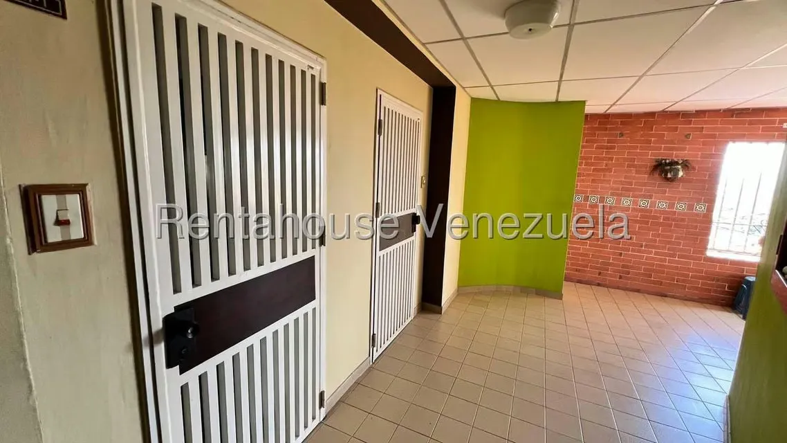 Apartamento (1 Nivel) en Venta en Conjunto Residencial Los Jardines, Aragua - 31