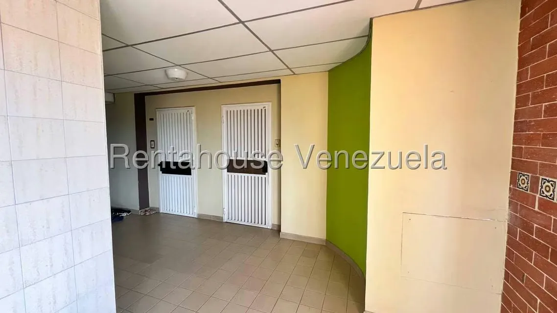 Apartamento (1 Nivel) en Venta en Conjunto Residencial Los Jardines, Aragua - 32