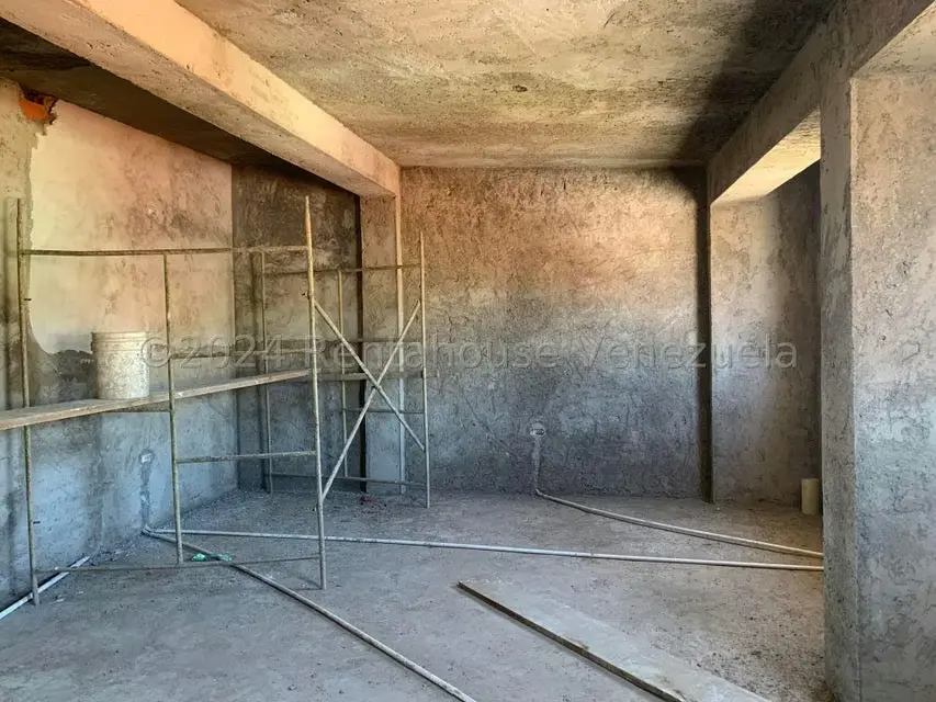 Casa (Multipes Niveles) en Venta en La Arboleda, Nueva Esparta - 39