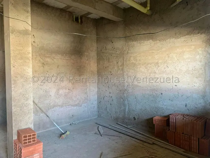 Casa (Multipes Niveles) en Venta en La Arboleda, Nueva Esparta - 10