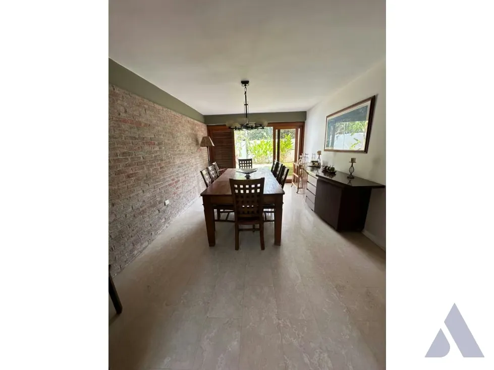 Vendo casa c/ jardín en calle cerrada 447m2 Caurimare 4834 - 5