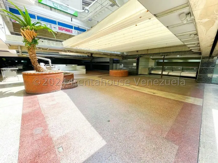 Local Comercial en Alquiler en Los Palos Grandes, Distrito Metropolitano