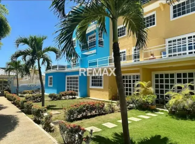 EN VENTA APARTAMENTO EN LA MARINA - 2