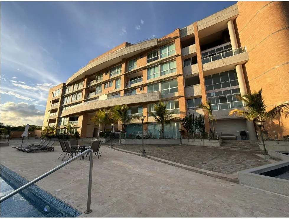 Vendo Ph en obra gris 222.73+427m2 Mirador de Los Campitos 2930