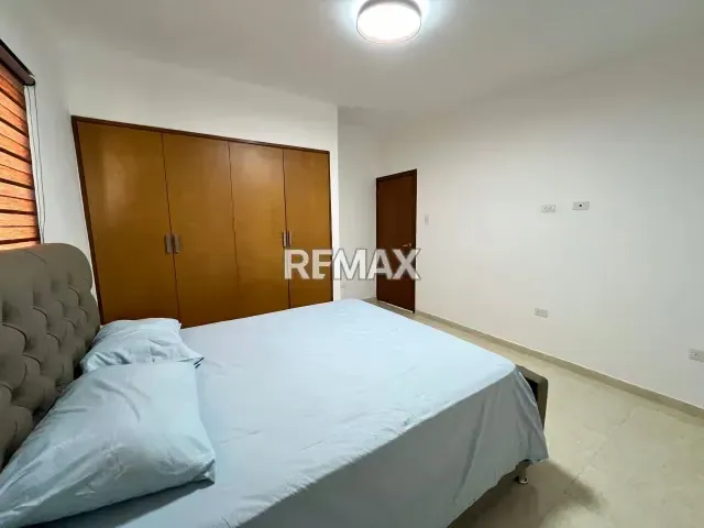 Casa Urbanizacion Rosal sur calle cerrada - 20