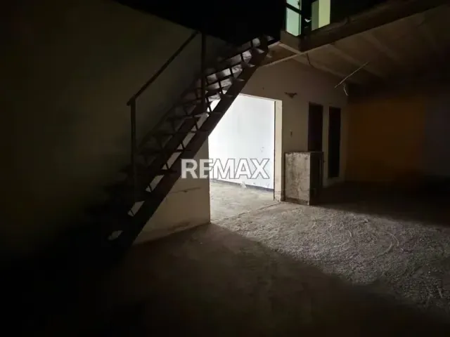 Alquila Excelente Galpon en zona estrategica de Maracay, ubicado sobre la calle Boyaca, a solo 100 metros de la Av Ayacucho. Versatil - 7