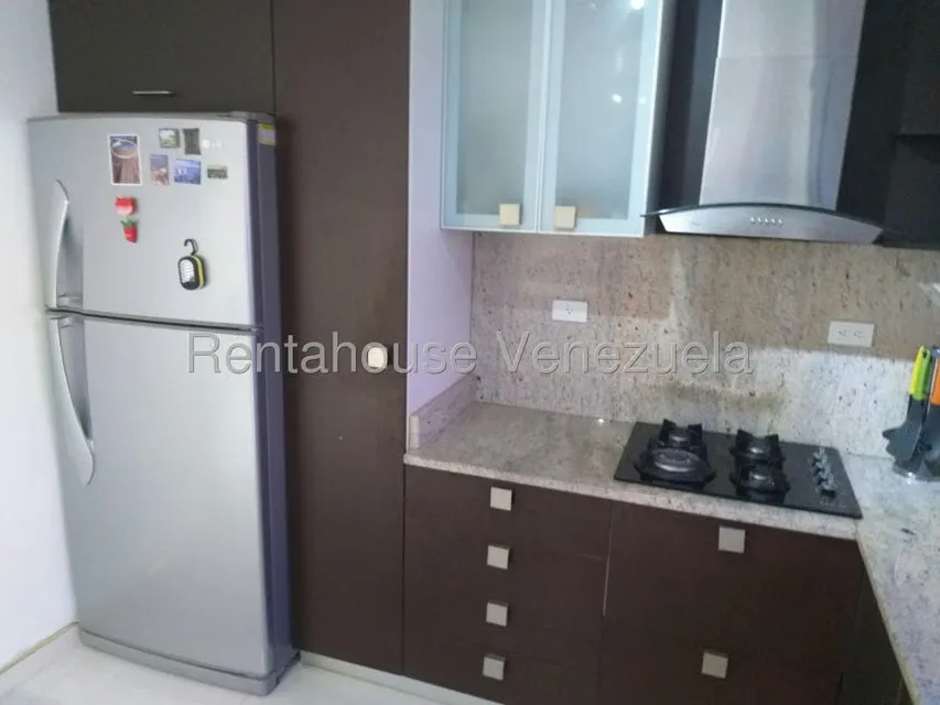Townhouse (Duplex) en Alquiler en El Cardon, Falcon - 11