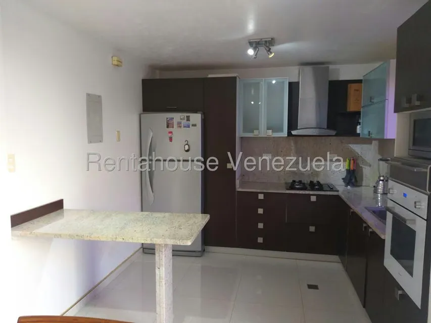 Townhouse (Duplex) en Alquiler en El Cardon, Falcon - 9
