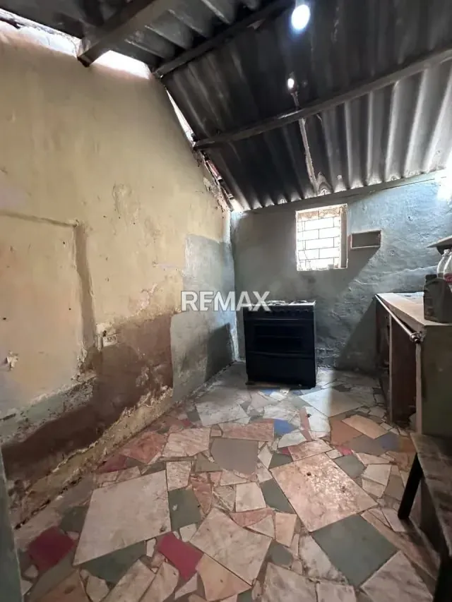 TERRENO CON CASA PARA PROYECTO O DESARROLLO EN VALLE FRÍO* - 5