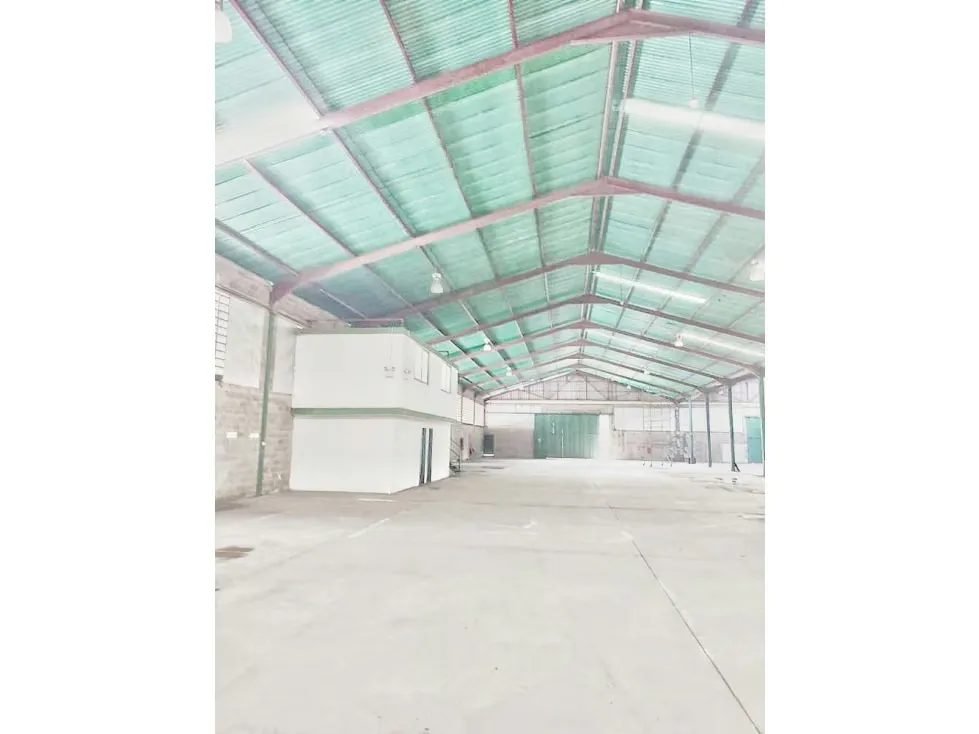 Vendo Galpón Industrial en Mariche - 4