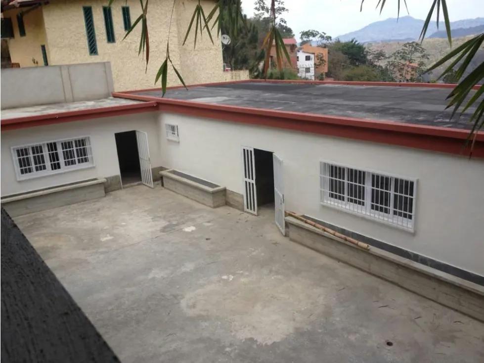 CASA EN OBRA GRIS EN VENTA UBICADA EN EL HATILLO-COLINAS DE CORRALITO - 2