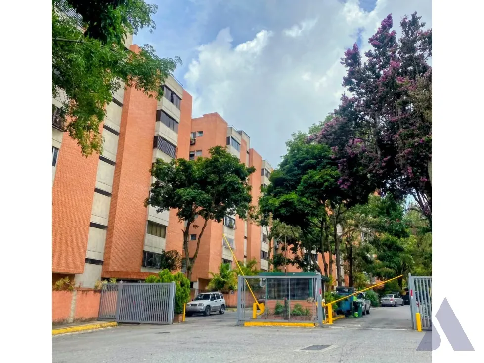 Vendo hermoso apartamento133m2 3hab 3b 1p Los Pinos 5211